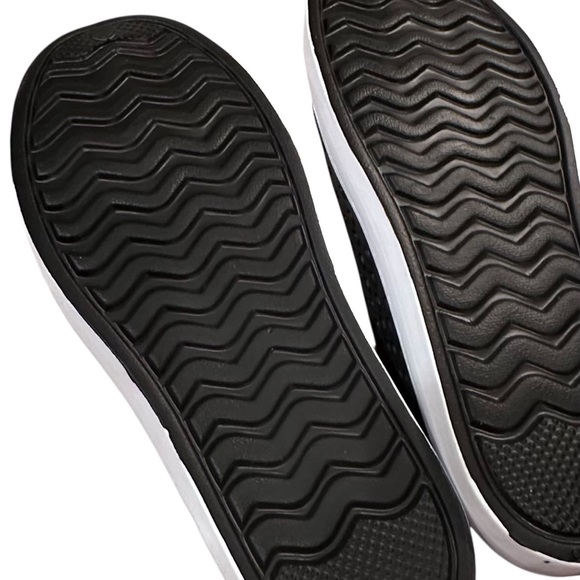 London Fog Men’s Bately Slip On Water Sneakers Shoes NWT Size 10 - Picture 5 of 6